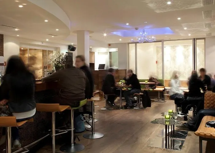 Szálloda Platzhirsch - Downtown Boutique & Sushi Lounge