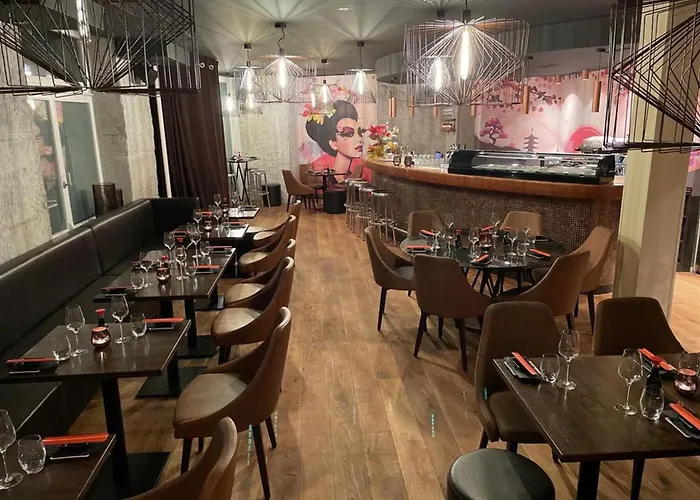 Platzhirsch - Downtown Boutique & Sushi Lounge Szálloda 3*