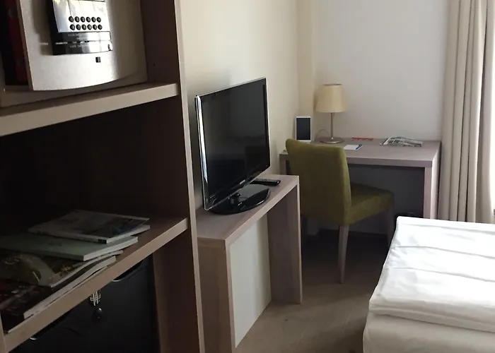 Szálloda Platzhirsch - Downtown Boutique & Sushi Lounge 3*