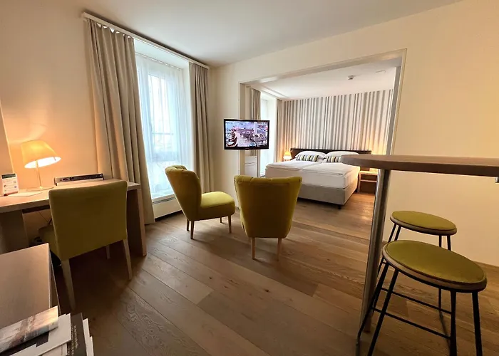 Platzhirsch - Downtown Boutique & Sushi Lounge 3* Zürich