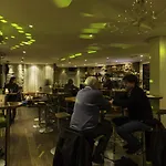 فندق Platzhirsch - Downtown Boutique & Sushi Lounge 3*