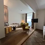 Platzhirsch - Downtown Boutique & Sushi Lounge Hotel Zurych
