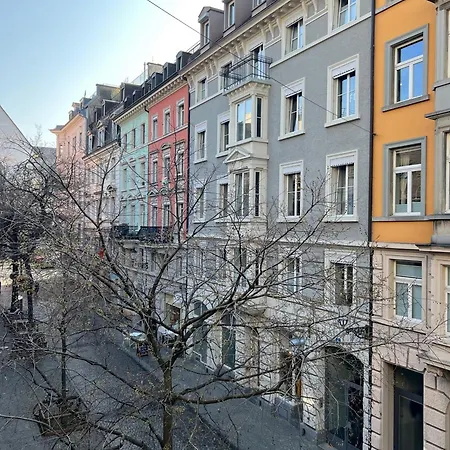Platzhirsch - Downtown Boutique & Sushi Lounge Hotell 3*