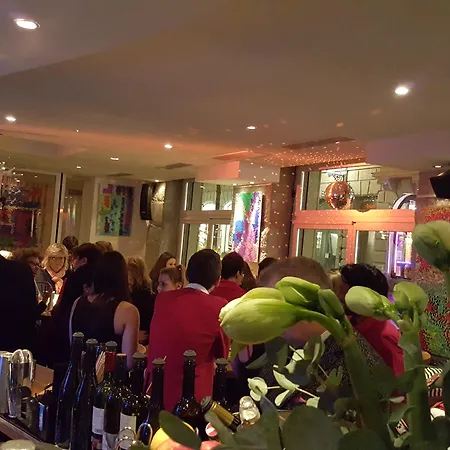 Platzhirsch - Downtown Boutique & Sushi Lounge