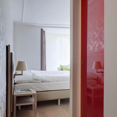 Platzhirsch - Downtown Boutique & Sushi Lounge Hotel 3*