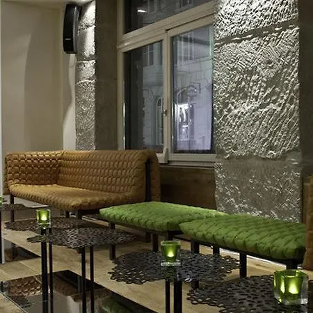 Отель Platzhirsch - Downtown Boutique & Sushi Lounge 3*
