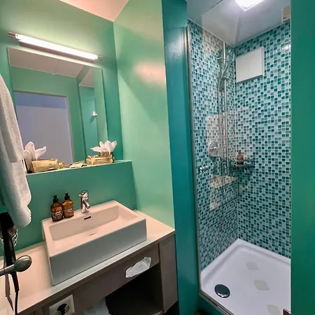بلاتزهيرش فندق 3*