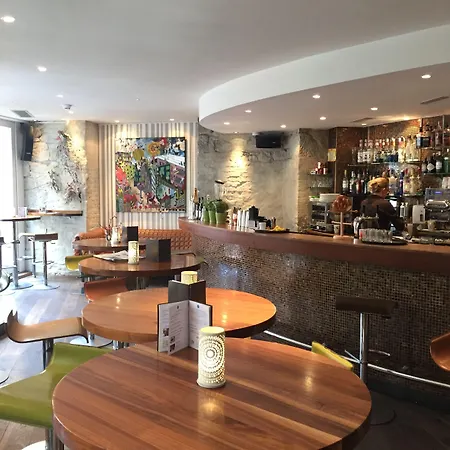 Platzhirsch - Downtown Boutique Hotel&sushi Lounge Zúrich