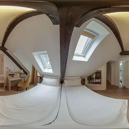 Platzhirsch - Downtown Boutique & Sushi Lounge