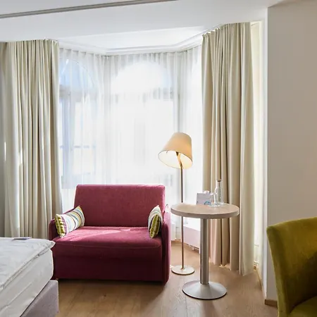 Platzhirsch - Downtown Boutique & Sushi Lounge 3* Цюрих