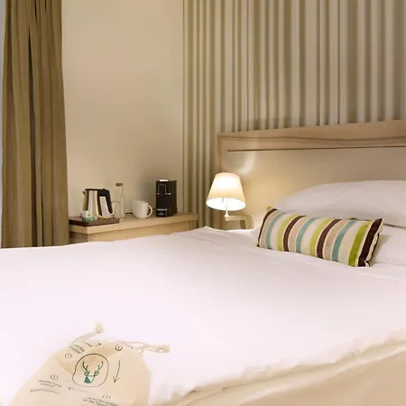 Hotell Platzhirsch - Downtown Boutique & Sushi Lounge Zürich