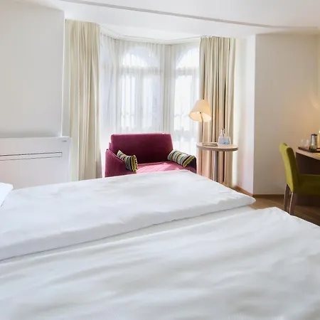 Отель Platzhirsch - Downtown Boutique & Sushi Lounge 3*