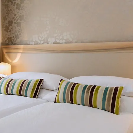 Platzhirsch - Downtown Boutique & Sushi Lounge Hotell Zürich