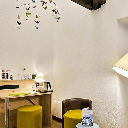 Platzhirsch - Downtown Boutique & Sushi Lounge Цюрих