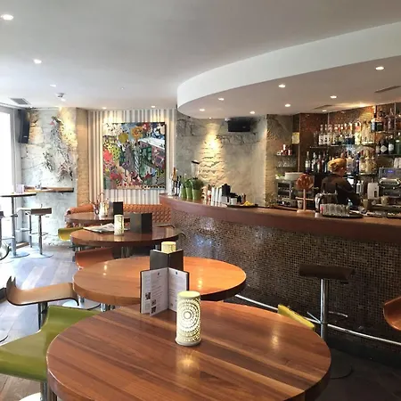 普拉兹尔奇酒店 酒店