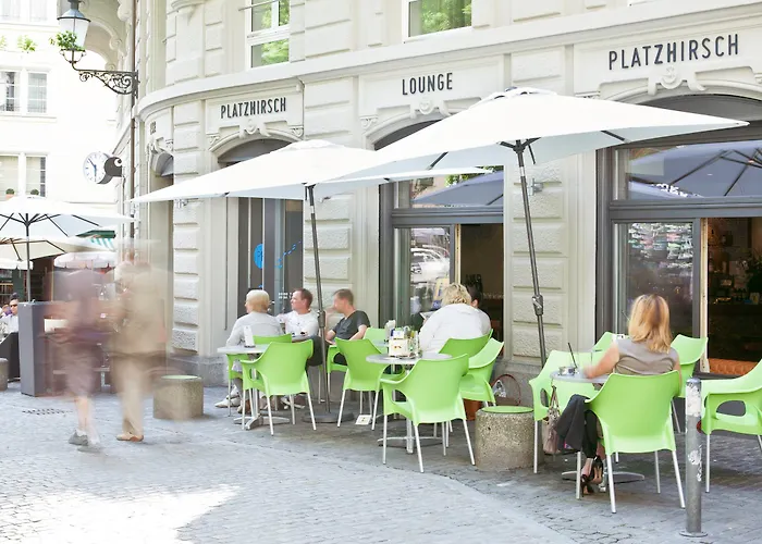 Platzhirsch - Downtown Boutique & Sushi Lounge Готель 3*