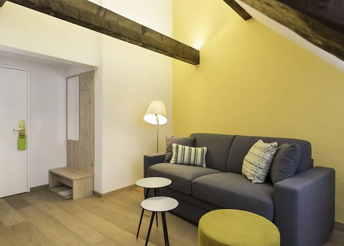 Готель Platzhirsch - Downtown Boutique & Sushi Lounge Цюрих