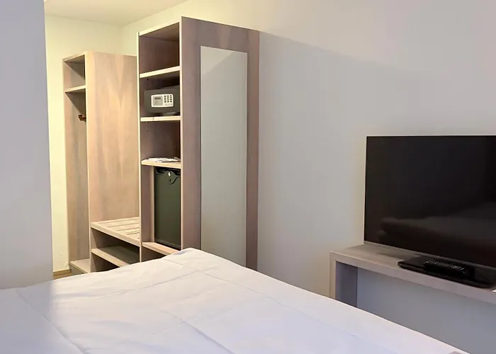 Platzhirsch - Downtown Boutique & Sushi Lounge