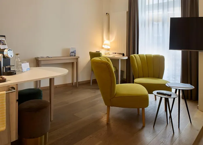 Platzhirsch - Downtown Boutique & Sushi Lounge Hotell 3*