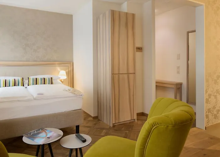 Platzhirsch - Downtown Boutique & Sushi Lounge Zürich