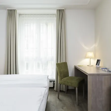 Platzhirsch - Downtown Boutique Hotel&sushi Lounge Hotel