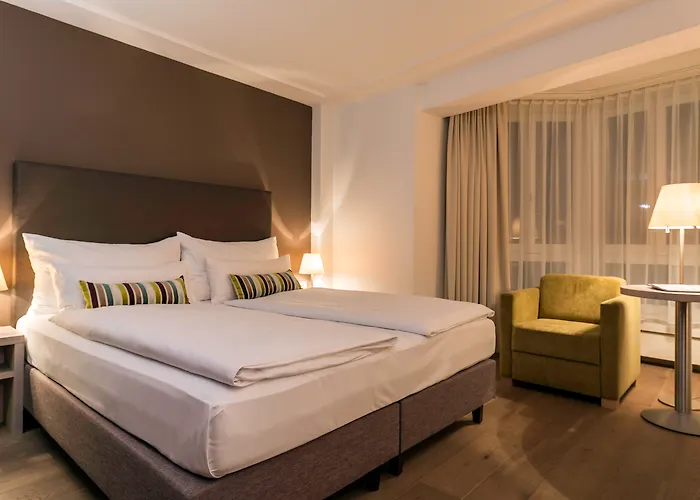 Platzhirsch - Downtown Boutique & Sushi Lounge Отель 3*