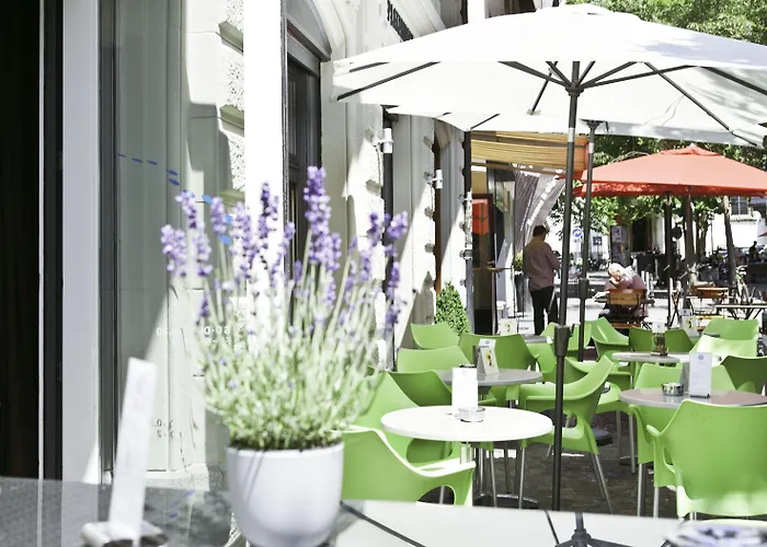 Platzhirsch - Downtown Boutique & Sushi Lounge