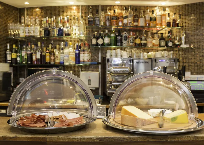 Platzhirsch - Downtown Boutique & Sushi Lounge Отель