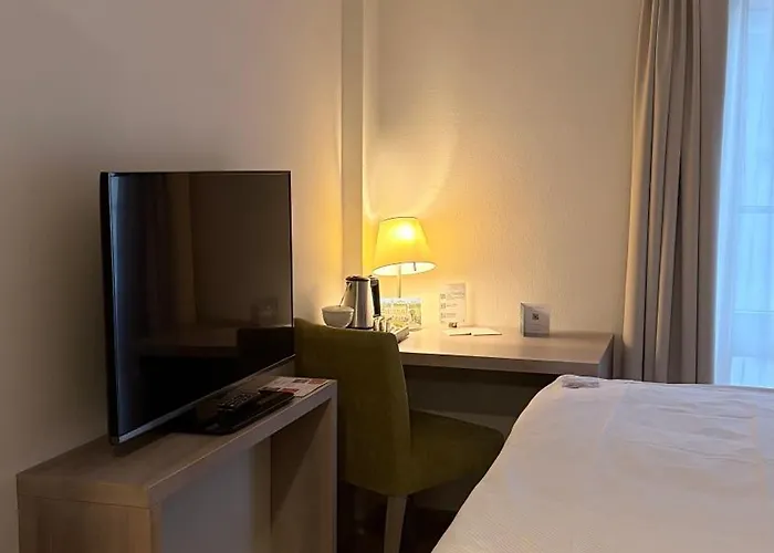 Platzhirsch - Downtown Boutique & Sushi Lounge Hotel